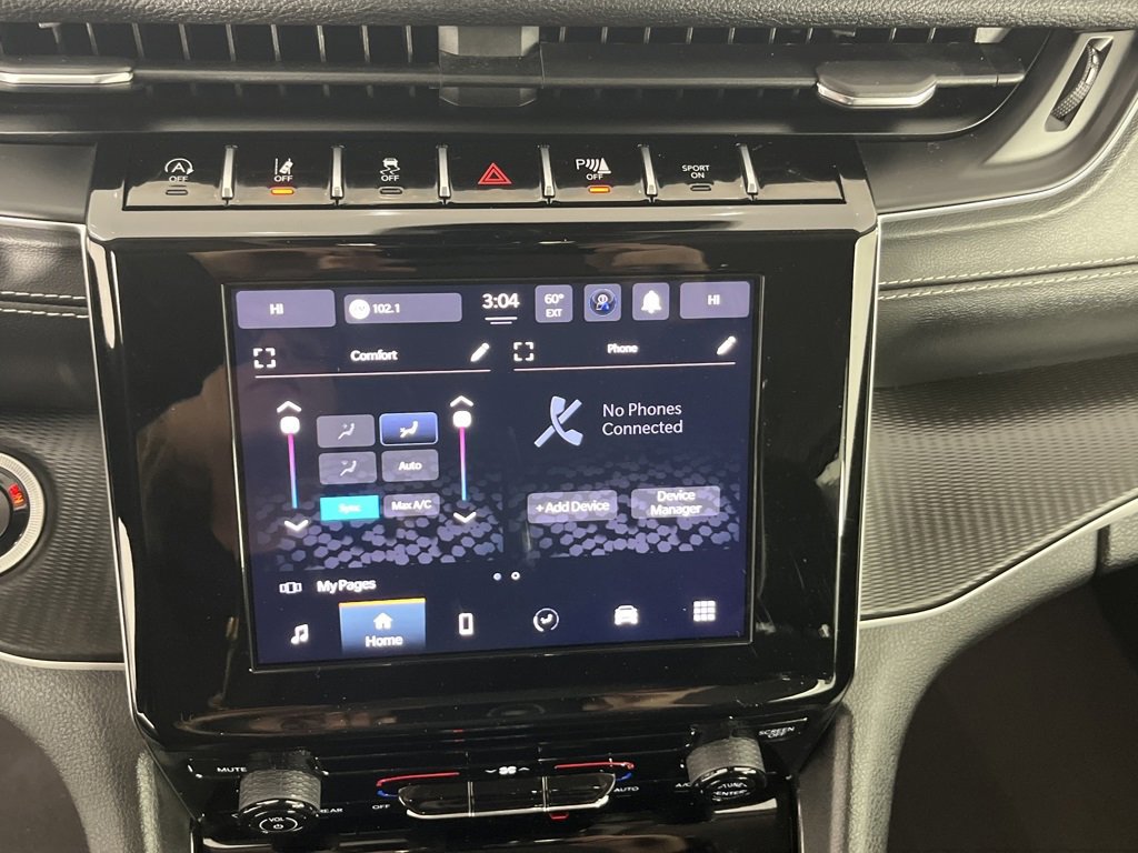 Used 2023 Jeep Grand Cherokee Laredo image 18