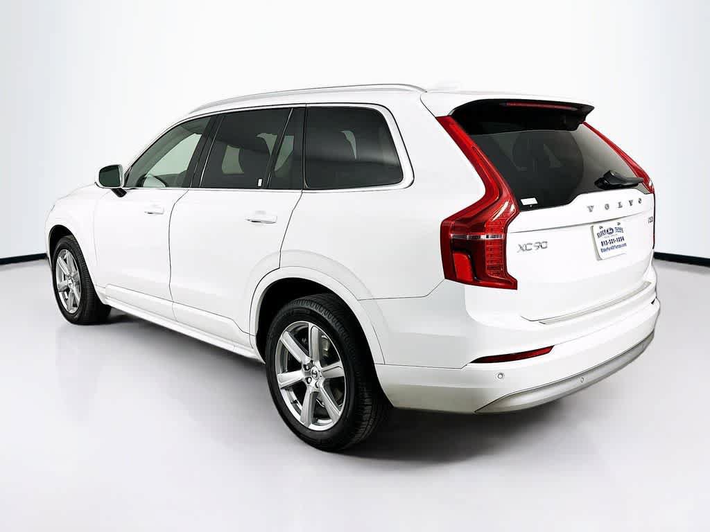 Used 2022 Volvo XC90 T6 Momentum w/ Protection Package Premier AWD/4WD image 4