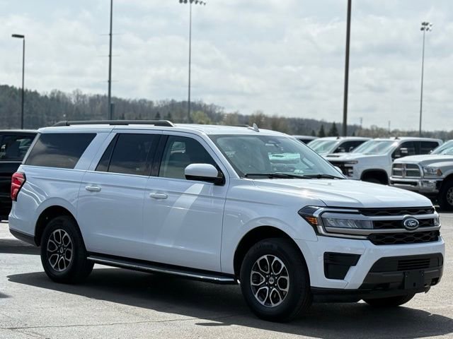 Certified 2023 Ford Expedition Max XLT image 35