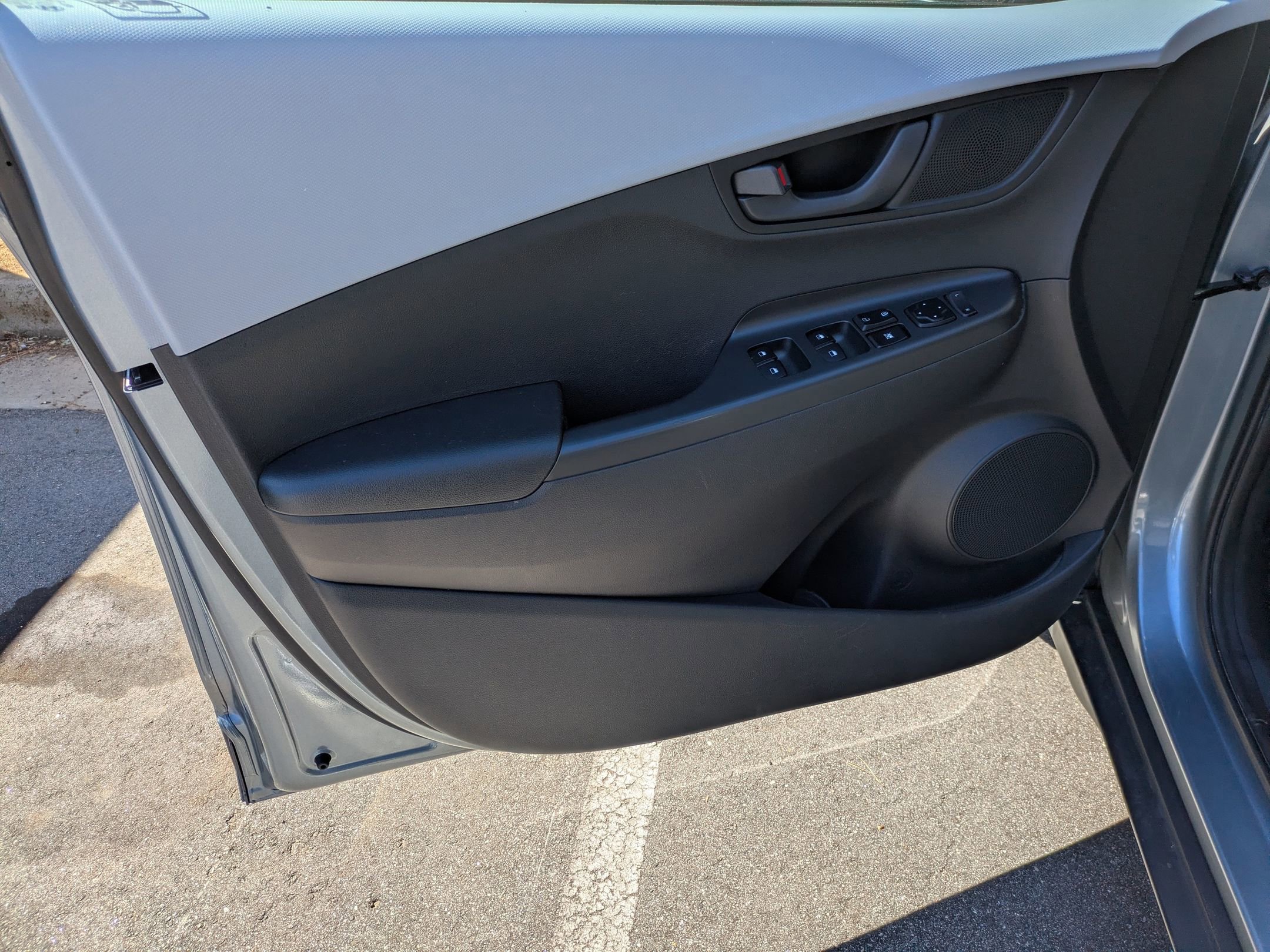 Used 2019 Hyundai Kona SE image 10