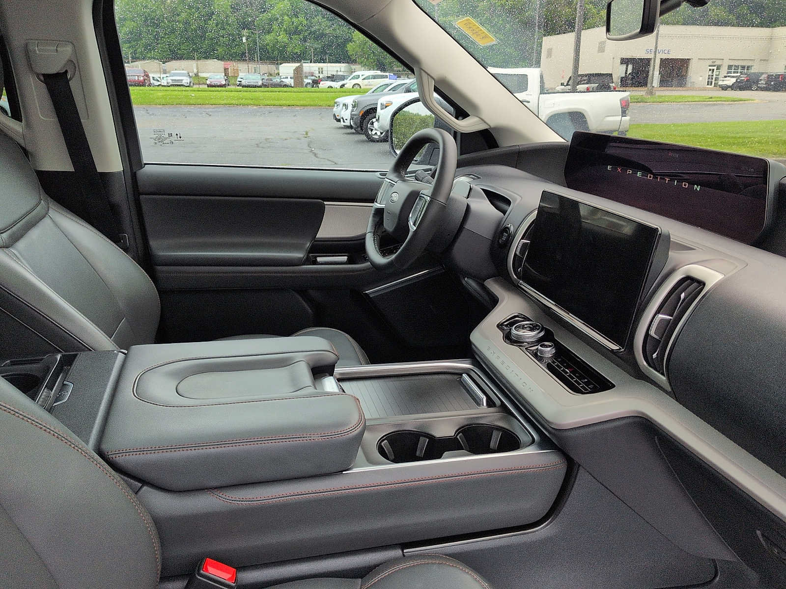 Certified 2025 Ford Expedition Active AWD/4WD image 10