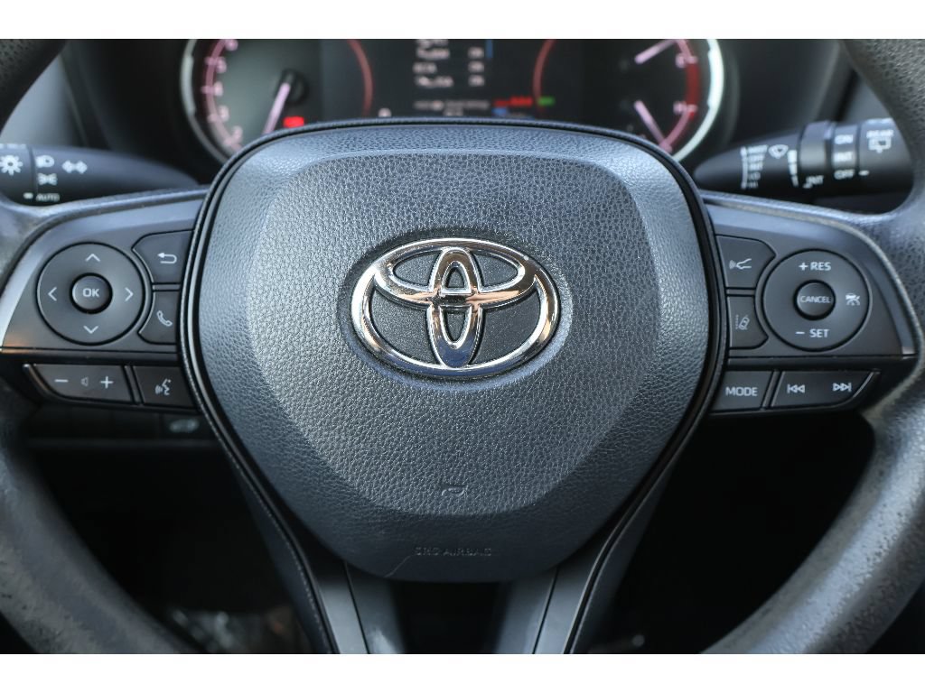 Used 2023 Toyota RAV4 XLE w/ Convenience Package FWD image 29