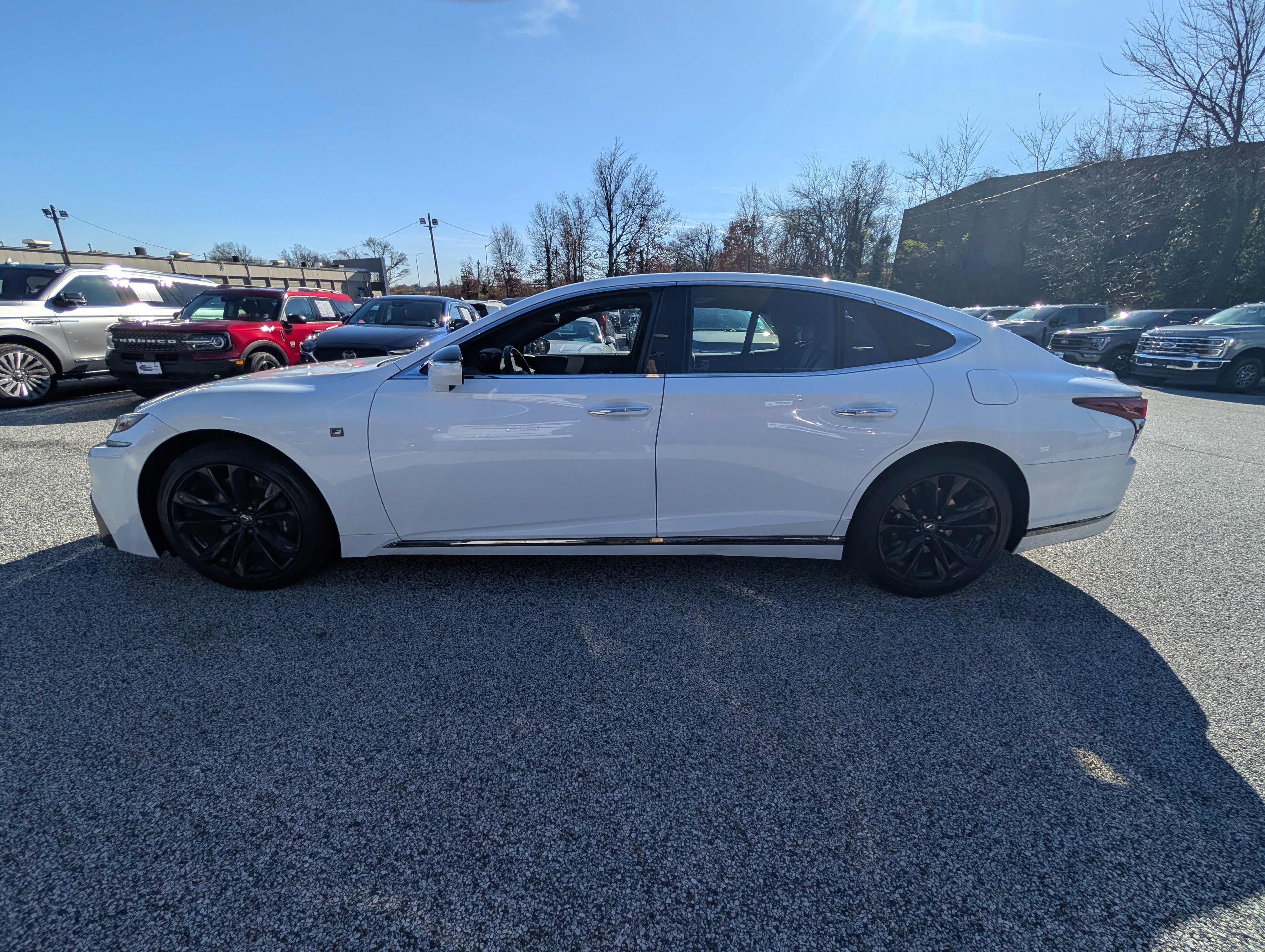 Used 2019 Lexus LS 500 F Sport image 3