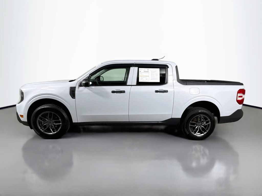 Certified 2025 Ford Maverick XL FWD image 4