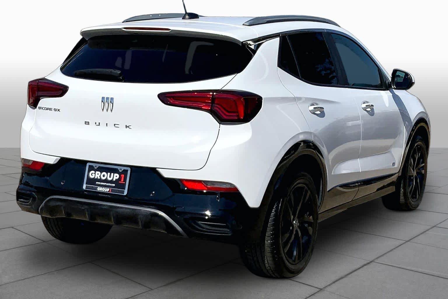 Used 2025 Buick Encore GX Sport Touring w/ Advanced Technology Package FWD image 12