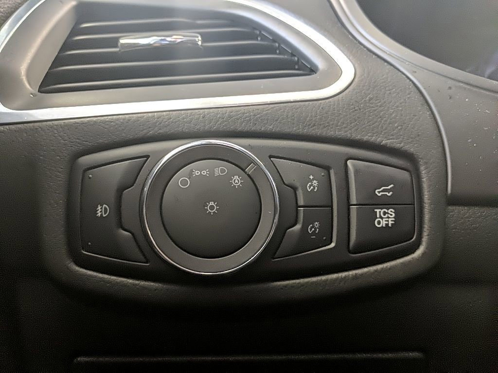 Certified 2024 Ford Edge Titanium w/ Equipment Group 301A image 25