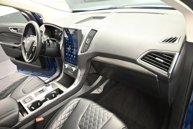 Certified 2024 Ford Edge Titanium w/ Equipment Group 301A AWD/4WD image 29