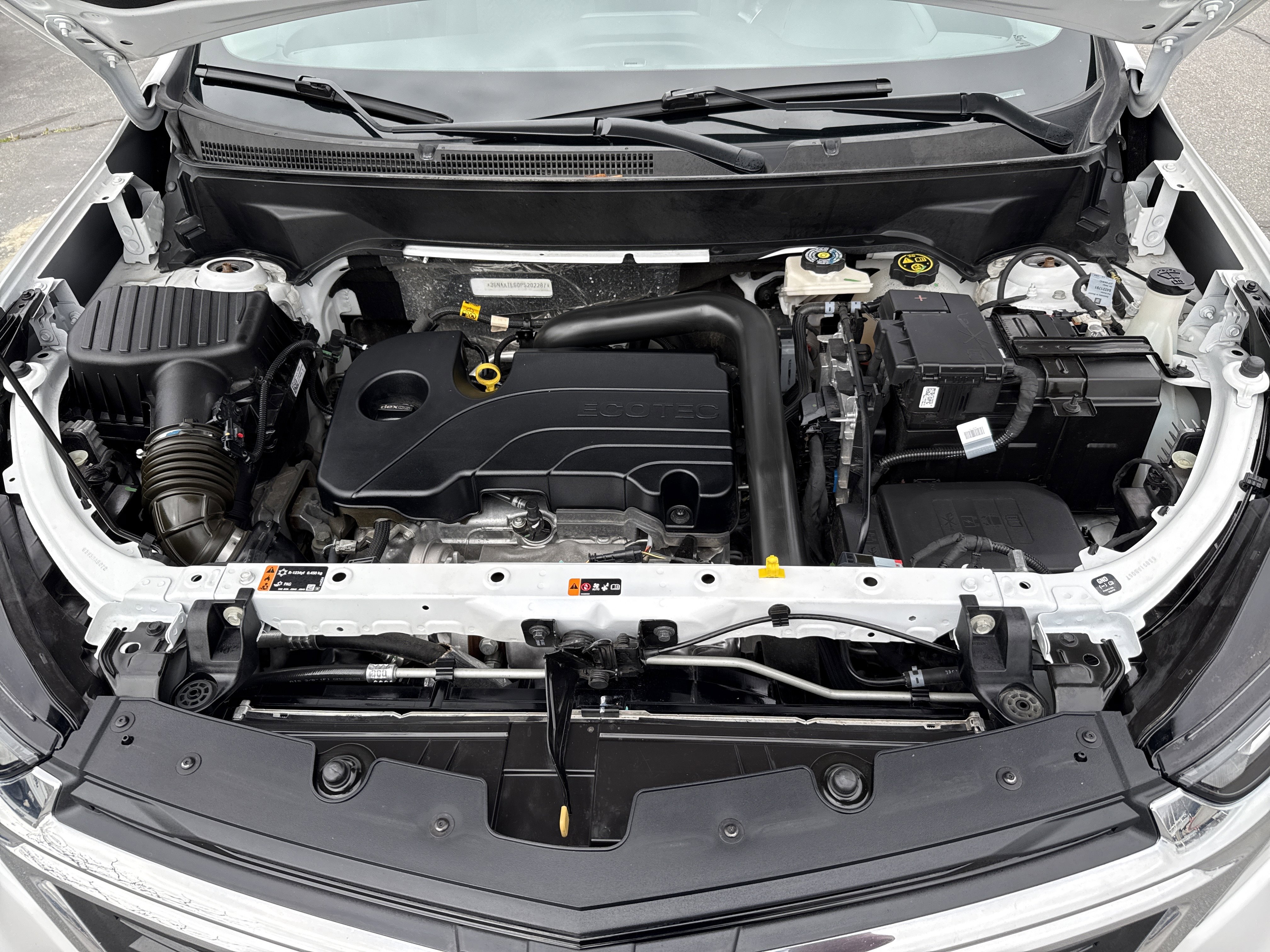 Used 2023 Chevrolet Equinox LT w/ LPO, Floor Liner Package image 29