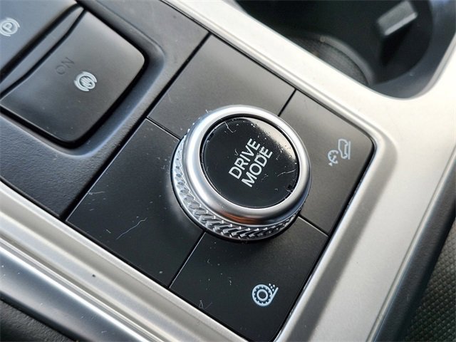 Certified 2022 Ford Explorer XLT w/ Equipment Group 202A image 28