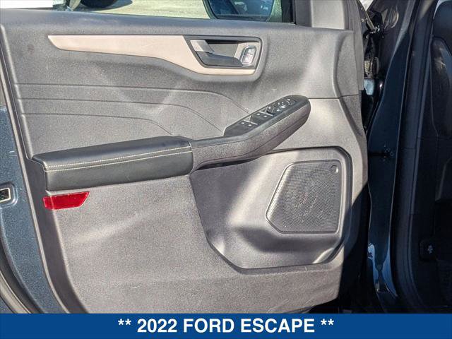 Certified 2022 Ford Escape SE image 8
