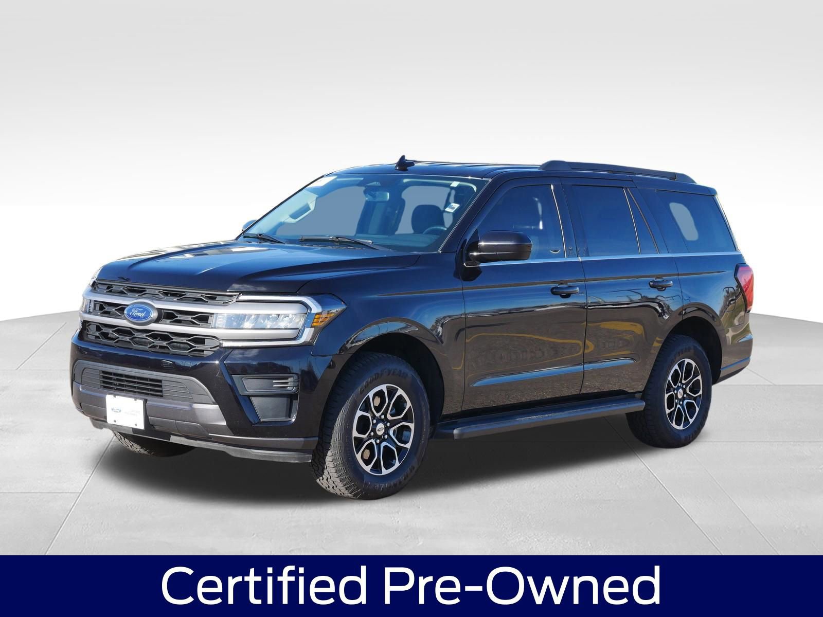 Certified 2024 Ford Expedition XLT image 8