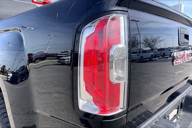 Used 2022 GMC Canyon AT4 w/ Trailering Package image 30