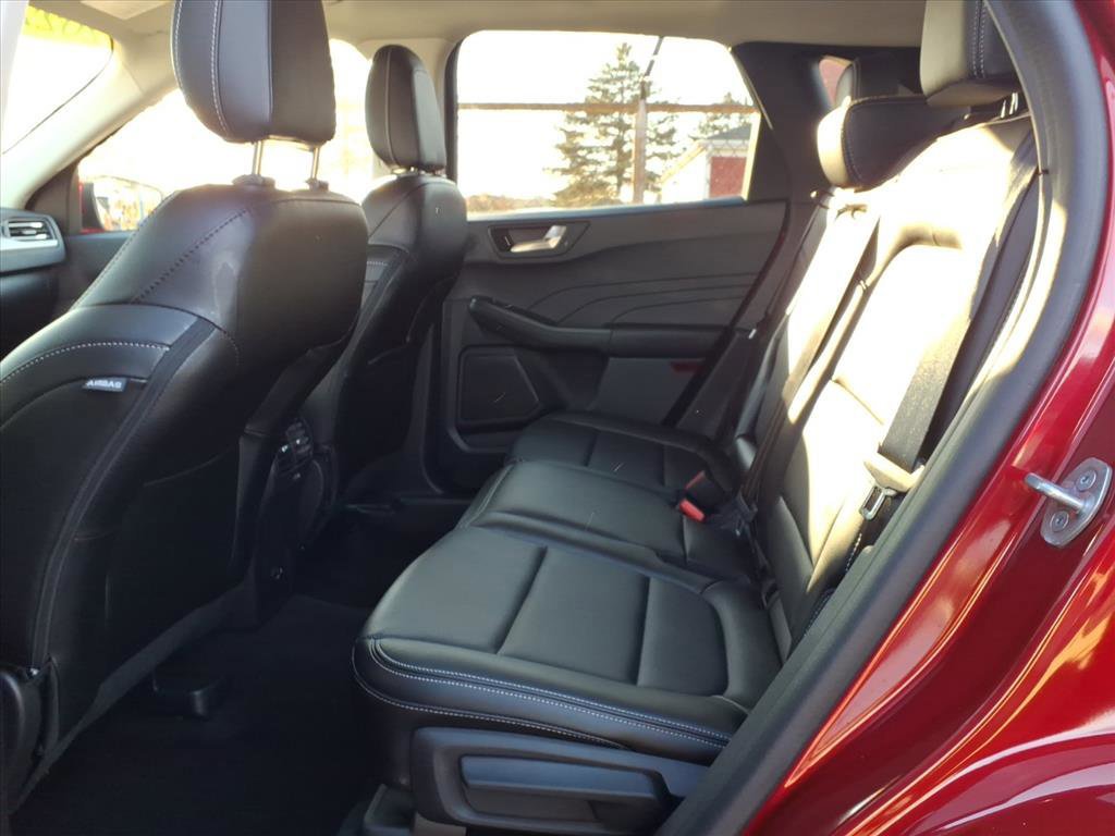 Certified 2022 Ford Escape SEL w/ Technology Package image 11