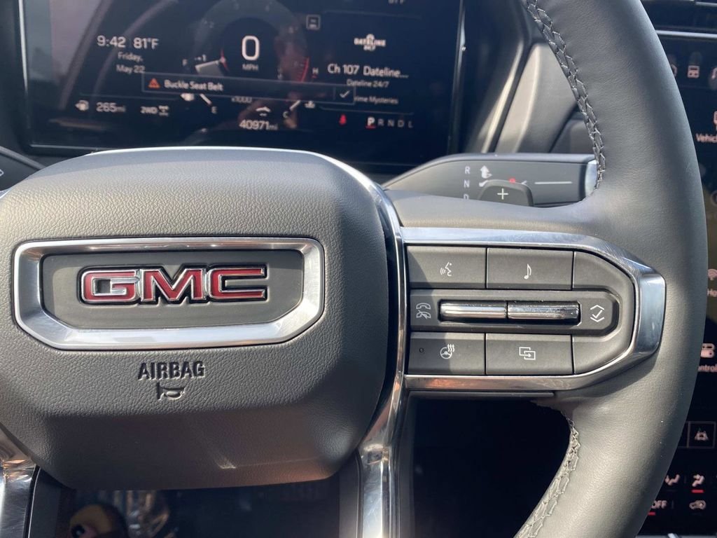 Used 2025 GMC Terrain Elevation AWD/4WD image 31