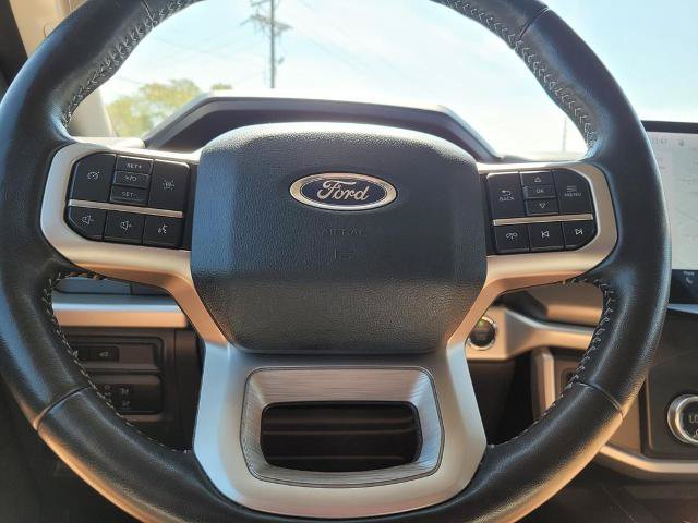 Certified 2024 Ford Expedition XLT RWD image 35