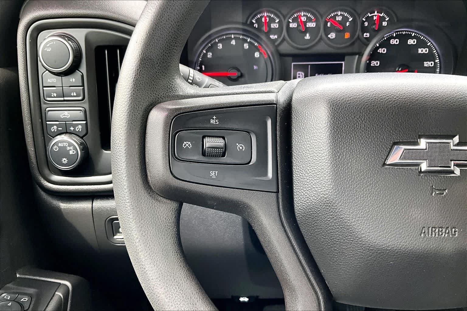 Used 2021 Chevrolet Silverado 1500 Custom Trail Boss AWD/4WD image 24