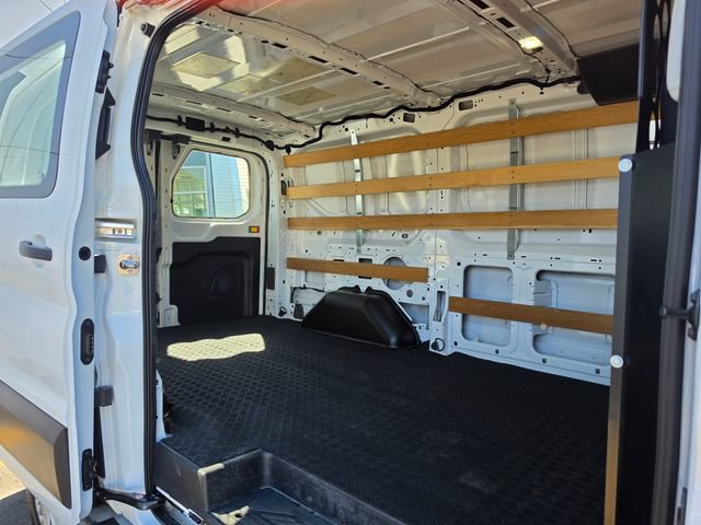 Certified 2025 Ford Transit 250 Low Roof w/ Exterior Upgrade Package RWD image 12