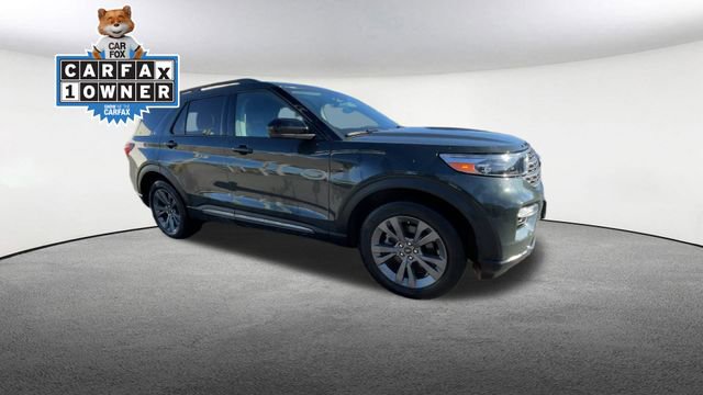 Certified 2023 Ford Explorer XLT w/ Equipment Group 202A AWD/4WD image 2