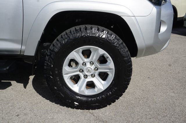 Used 2020 Toyota 4Runner SR5 image 22
