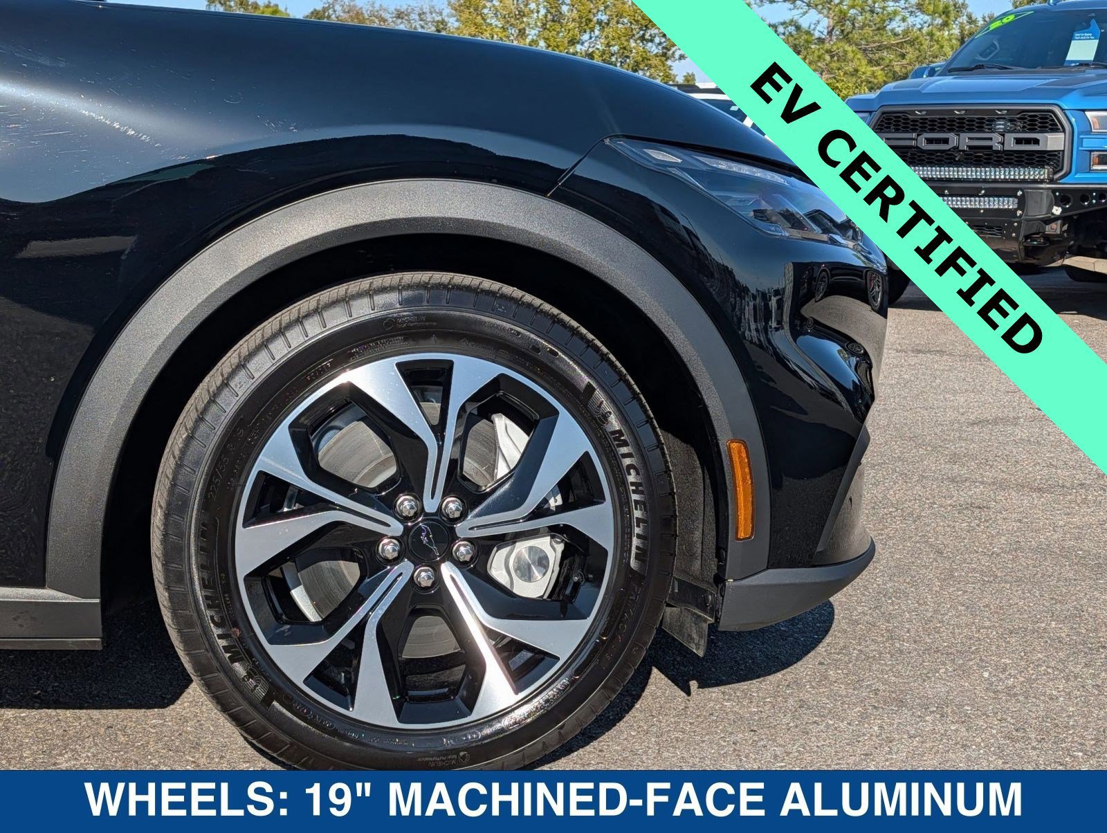 Certified 2025 Ford Mustang Mach-E Select image 12