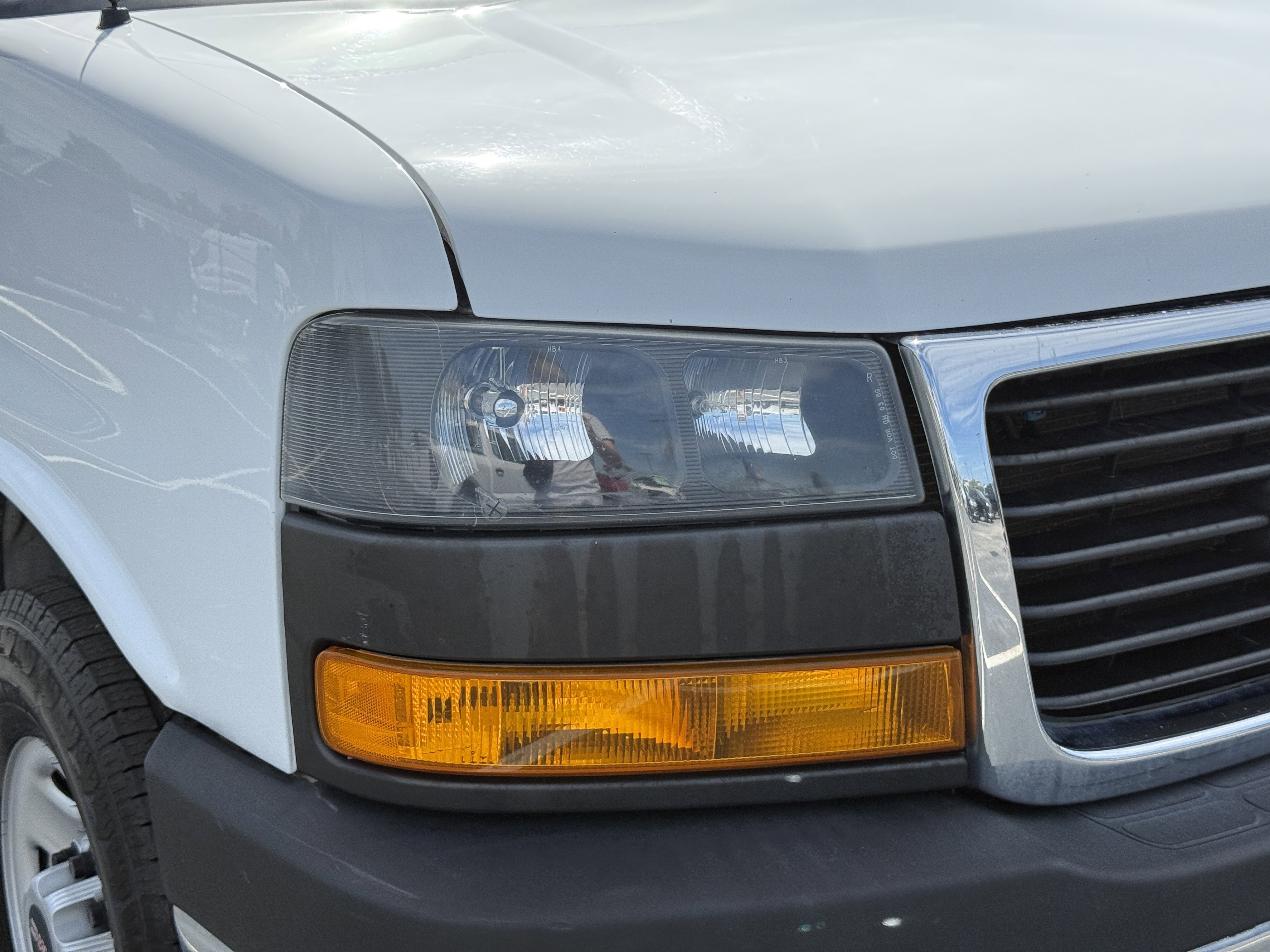 Used 2021 GMC Savana 2500 w/ Driver Convenience Package RWD image 7
