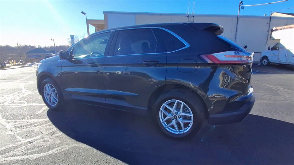 Certified 2023 Ford Edge SEL w/ Convenience Package image 6