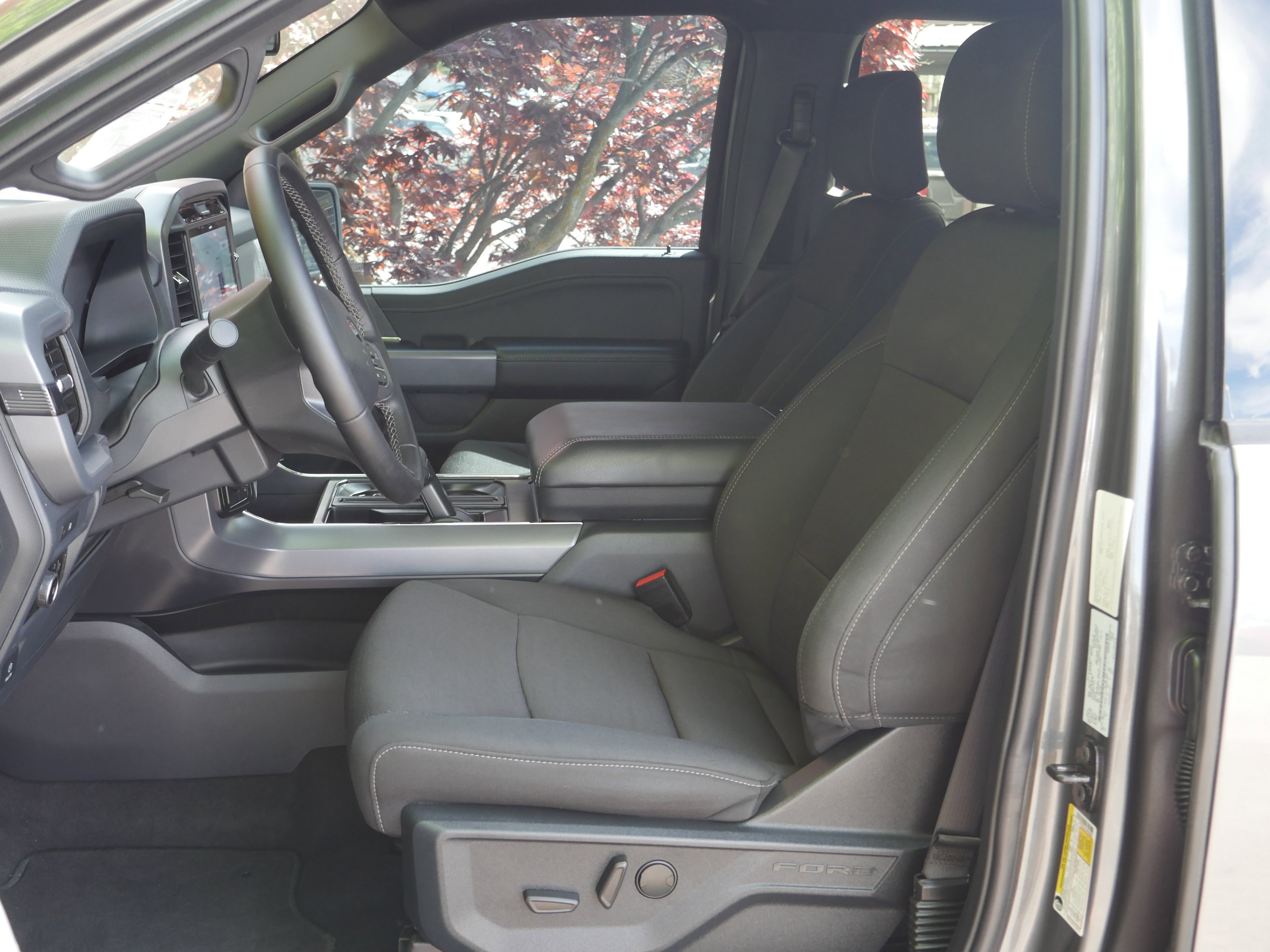 Certified 2025 Ford F150 XLT AWD/4WD image 3