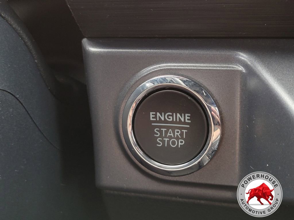 Certified 2025 Ford F150 XLT w/ Equipment Group 302A MID AWD/4WD image 35