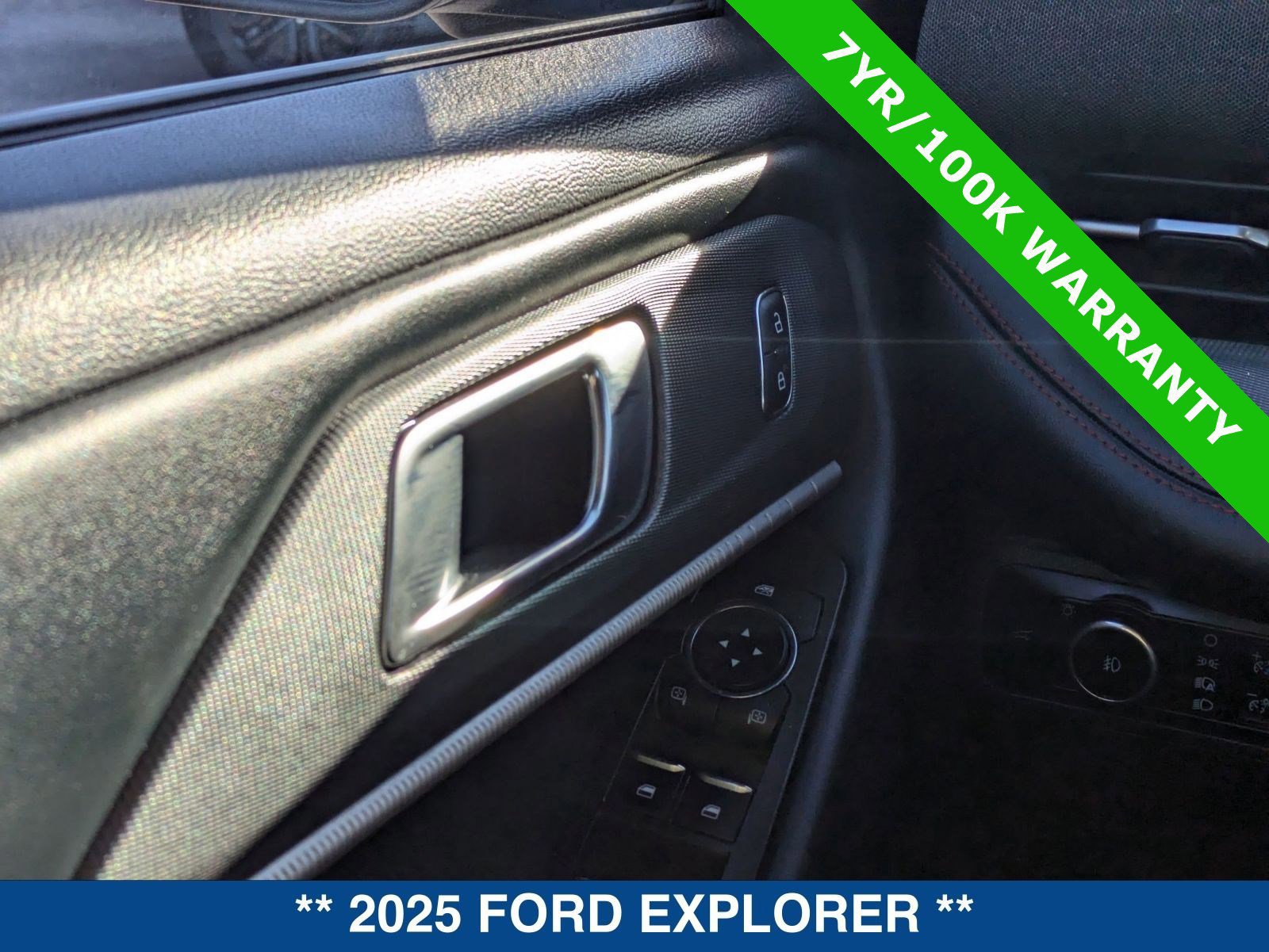 Certified 2025 Ford Explorer ST-Line w/ ST-Line Street Pack image 25