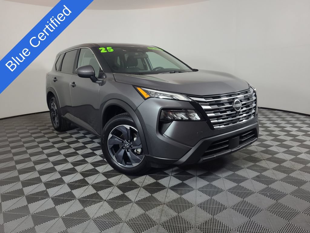 Used 2025 Nissan Rogue SV FWD image 1