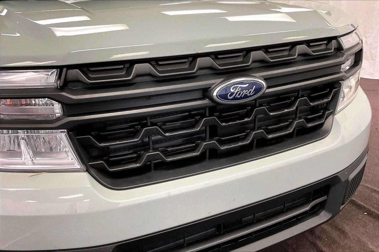 Certified 2024 Ford Maverick XL image 29