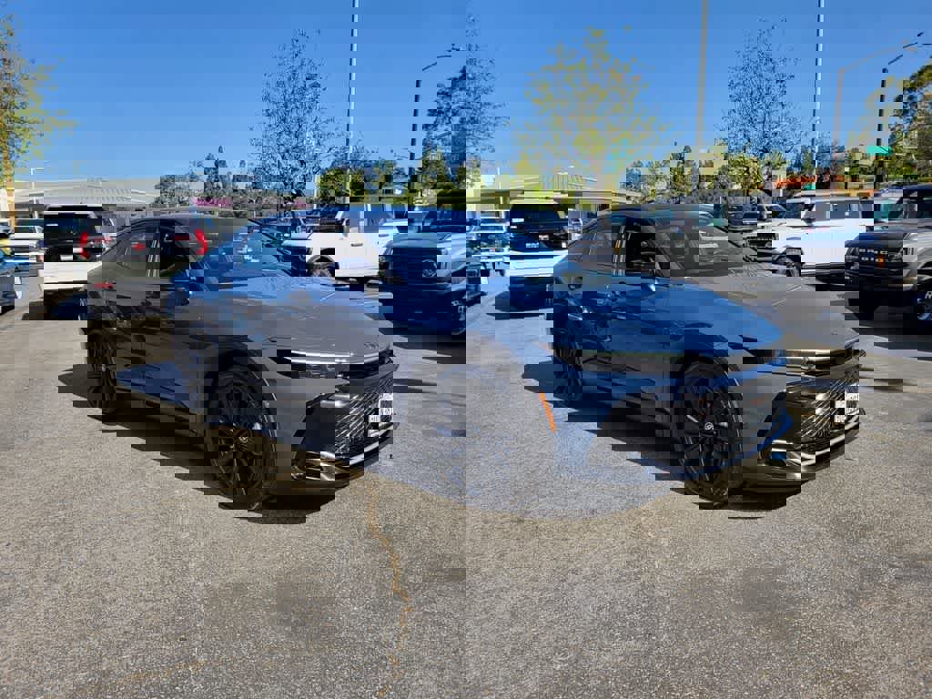 Used 2026 Toyota Crown AWD/4WD image 8