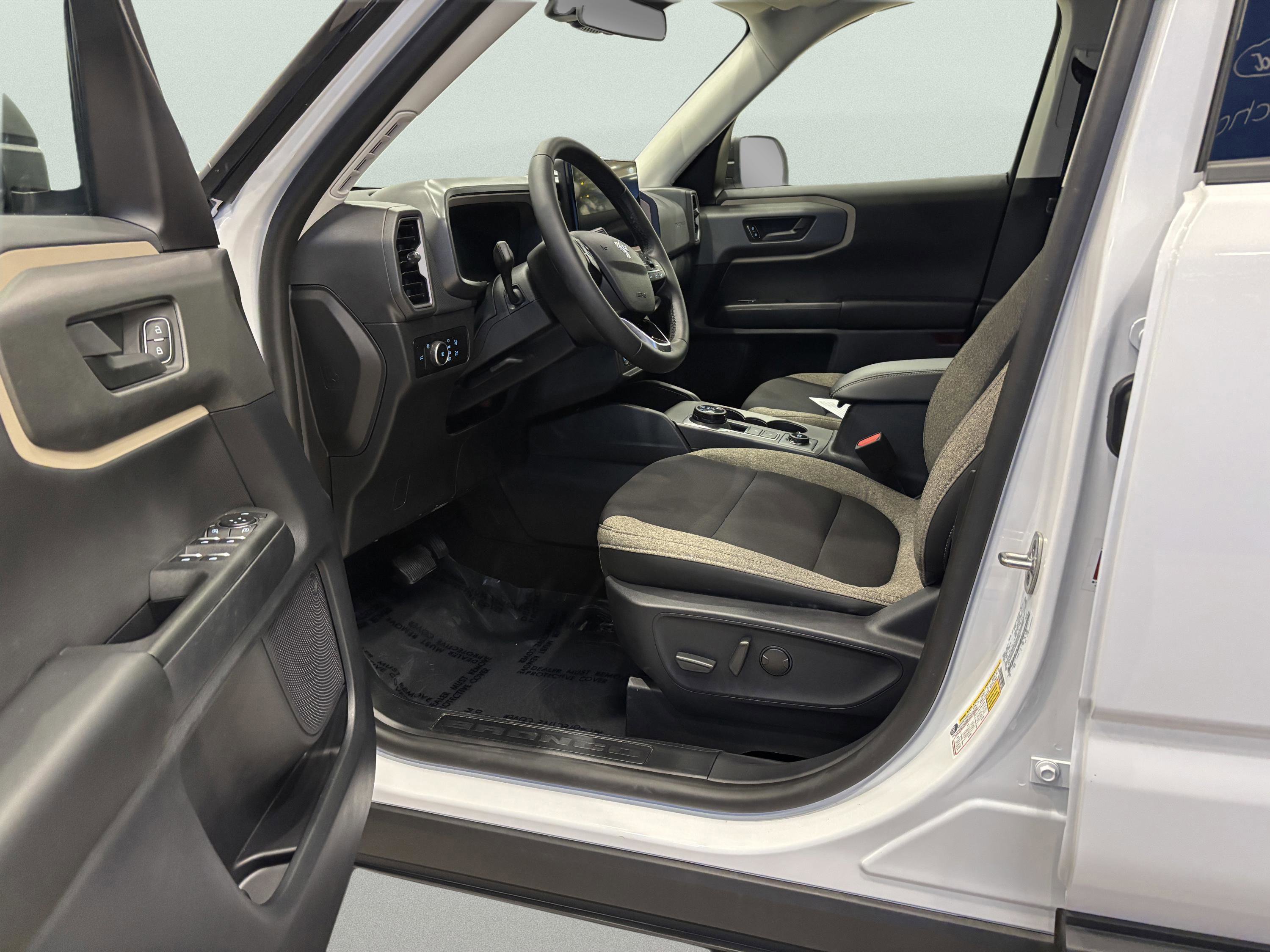 Certified 2025 Ford Bronco Sport Big Bend w/ Convenience Package image 11