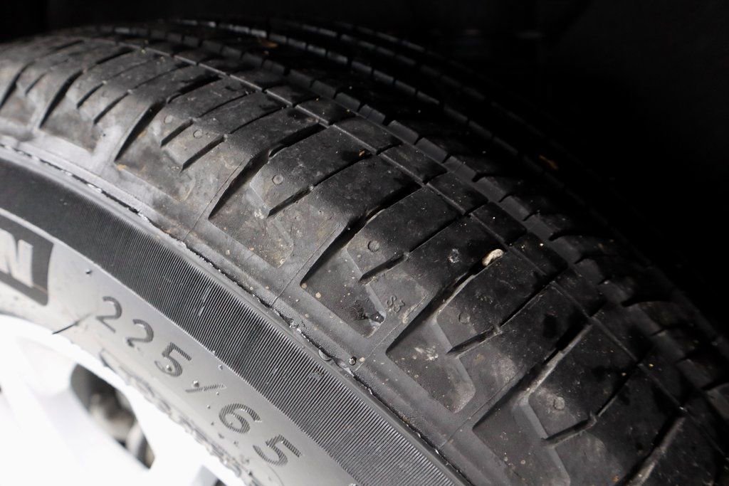 Used 2024 Chevrolet Equinox LT w/ LPO, Floor Liner Package image 20