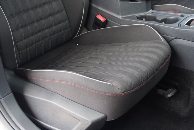 Used 2019 Volkswagen Jetta GLI FWD image 12