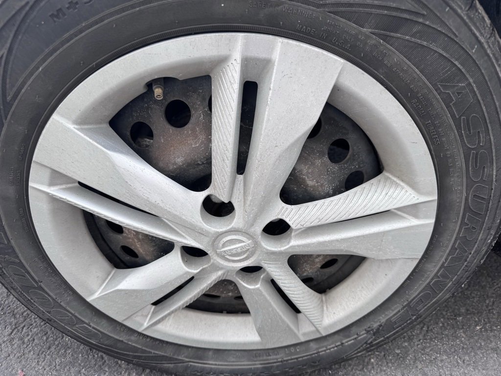 Used 2021 Nissan Kicks S image 15