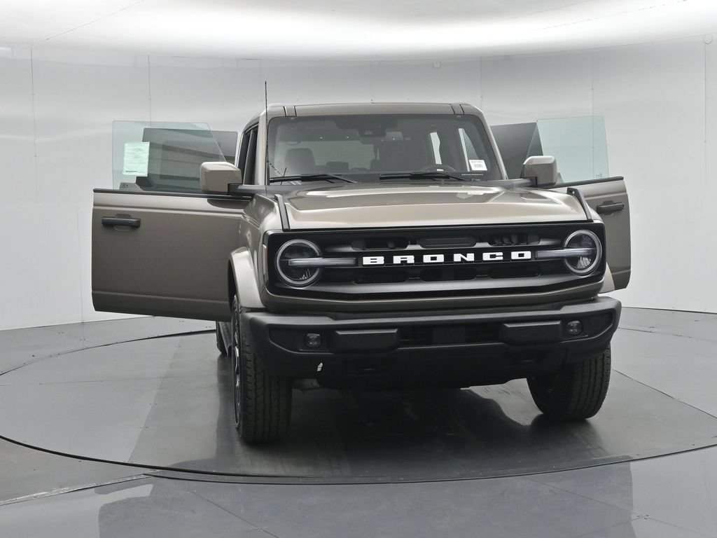 Certified 2026 Ford Bronco Outer Banks AWD/4WD image 39