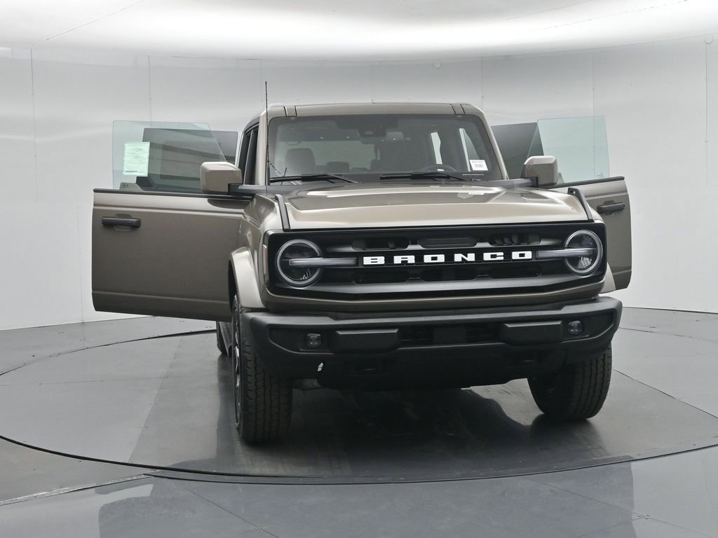 Certified 2026 Ford Bronco Outer Banks AWD/4WD image 39