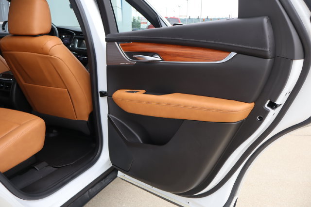 Used 2021 Cadillac XT5 Premium Luxury AWD/4WD image 36
