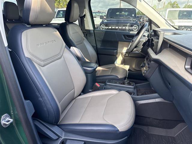 Certified 2025 Ford Maverick Lariat w/ 4K Tow Package AWD/4WD image 19
