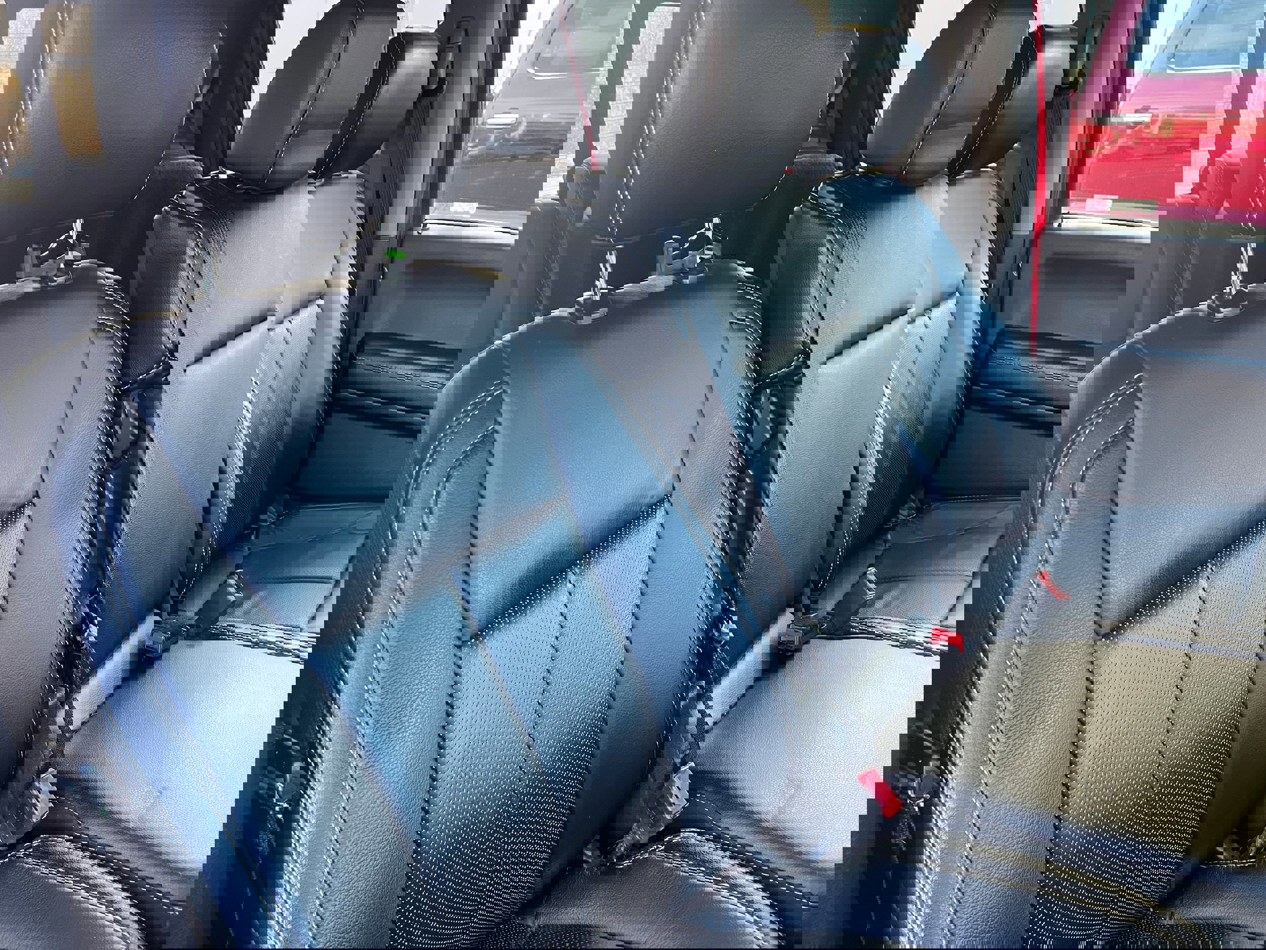 Certified 2019 Ford F150 Lariat image 18