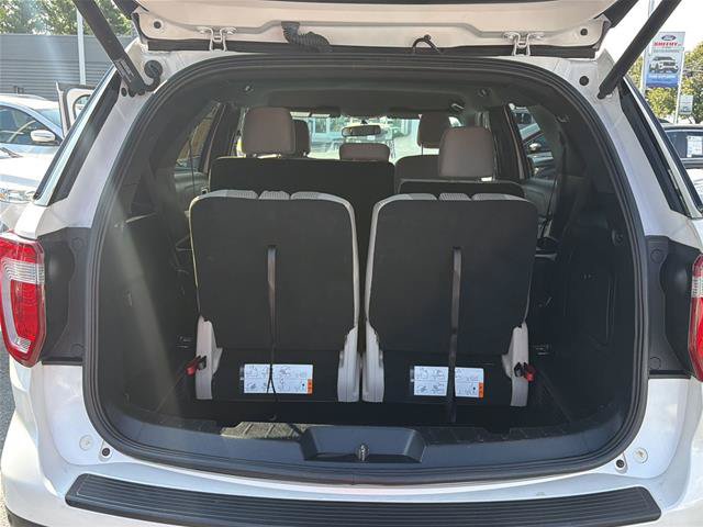 Certified 2019 Ford Explorer XLT w/ Equipment Group 201A AWD/4WD image 19