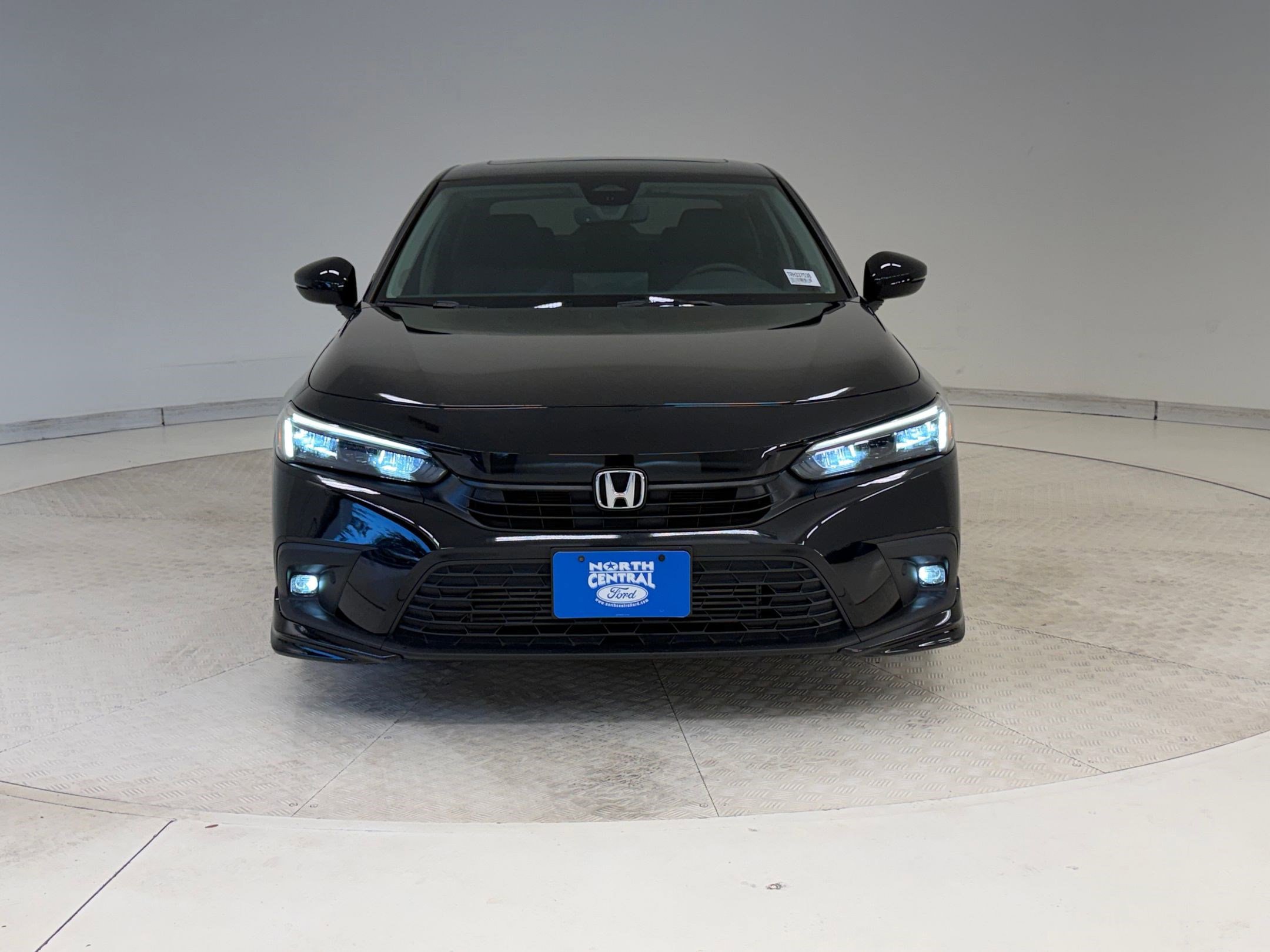 Used 2024 Honda Civic Touring image 9