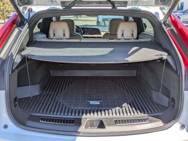 Used 2024 Cadillac XT4 Premium Luxury FWD image 13