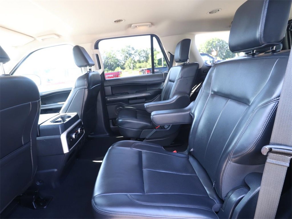 Certified 2024 Ford Expedition XLT image 13