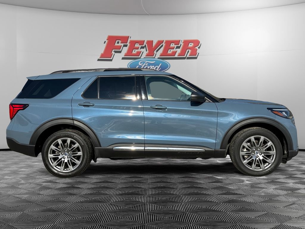 Certified 2025 Ford Explorer Active w/ Active Comfort Package image 6