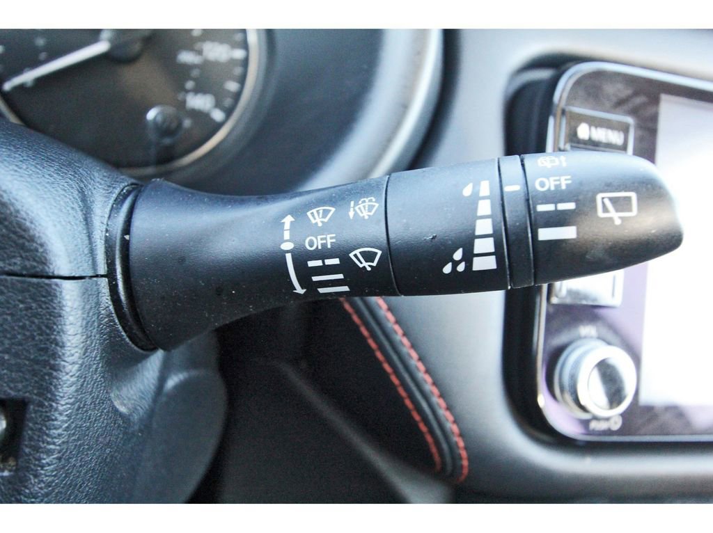 Used 2023 Nissan Kicks SR w/ SR Premium Package image 17