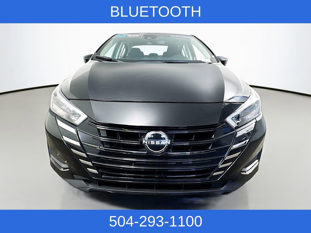 Used 2025 Nissan Versa SV image 8