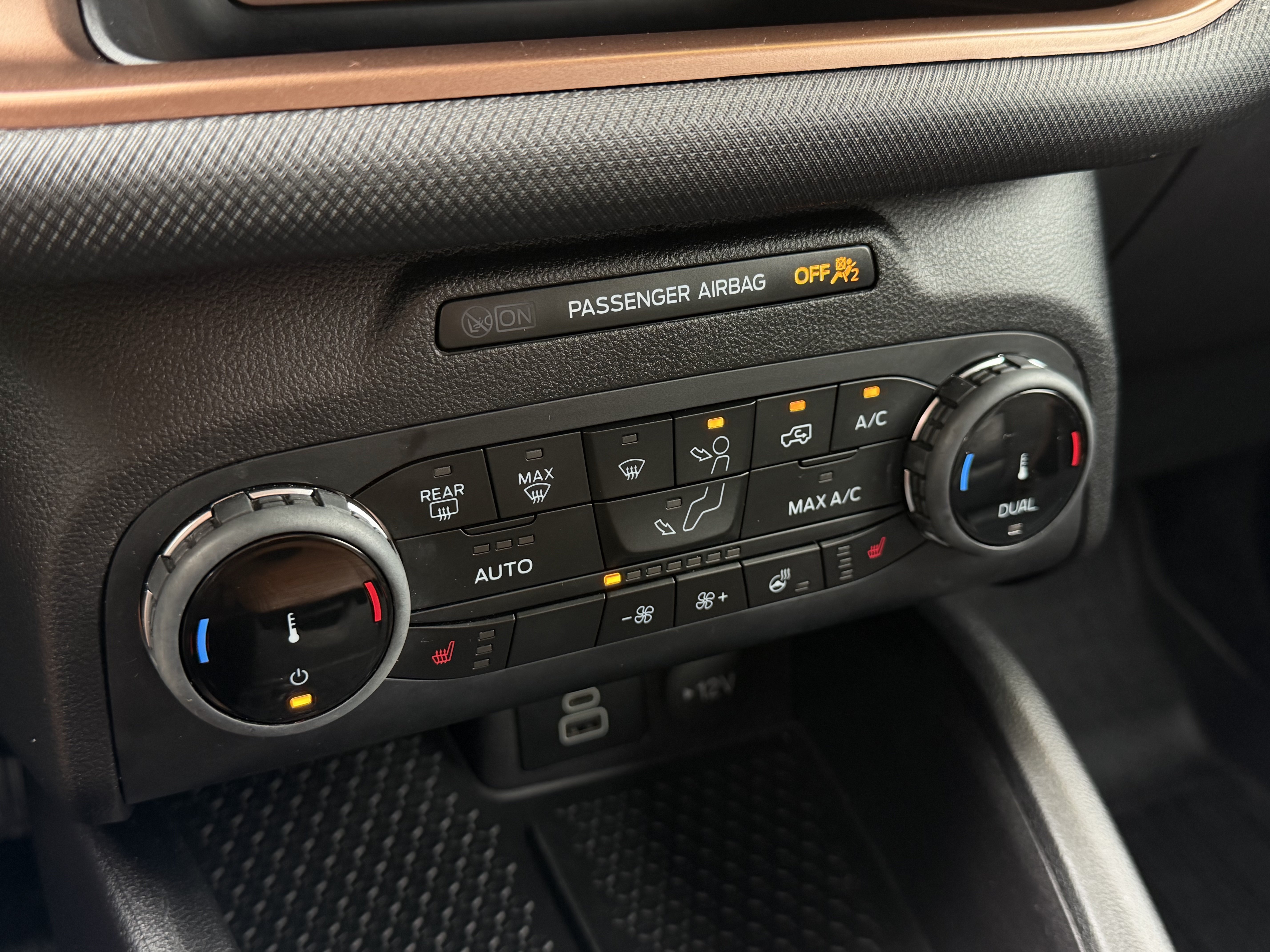 Certified 2023 Ford Bronco Sport Outer Banks AWD/4WD image 22
