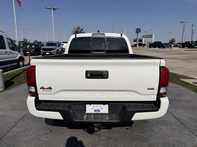 Used 2023 Toyota Tacoma SR image 5